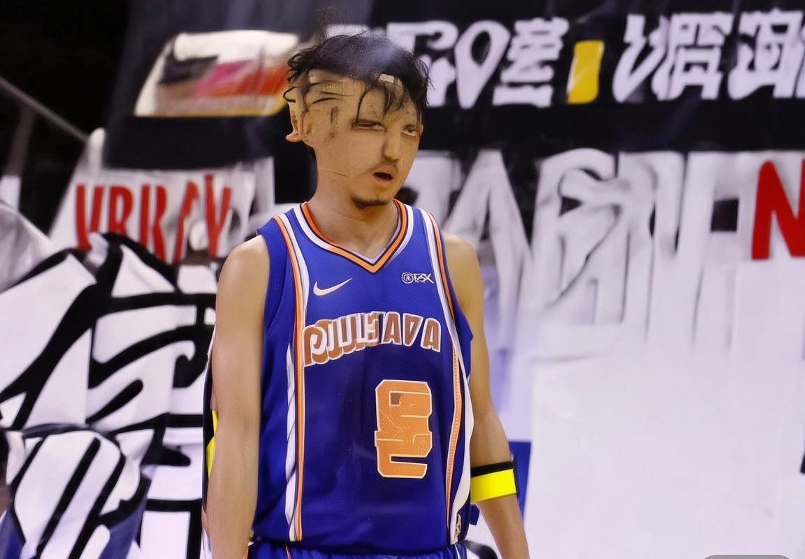 NBA焦点战：太阳队力克鹈鹕，布克30分领跑经典对决